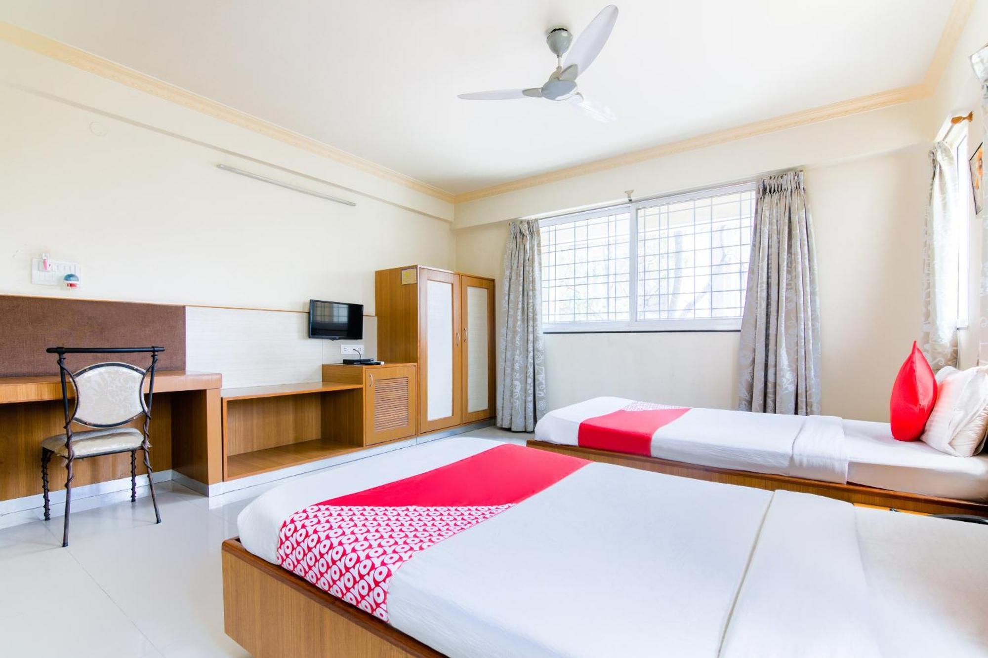 Flagship Aayush Corporate Stays Near Nexus Mall Koramangala Bangalore Bagian luar foto