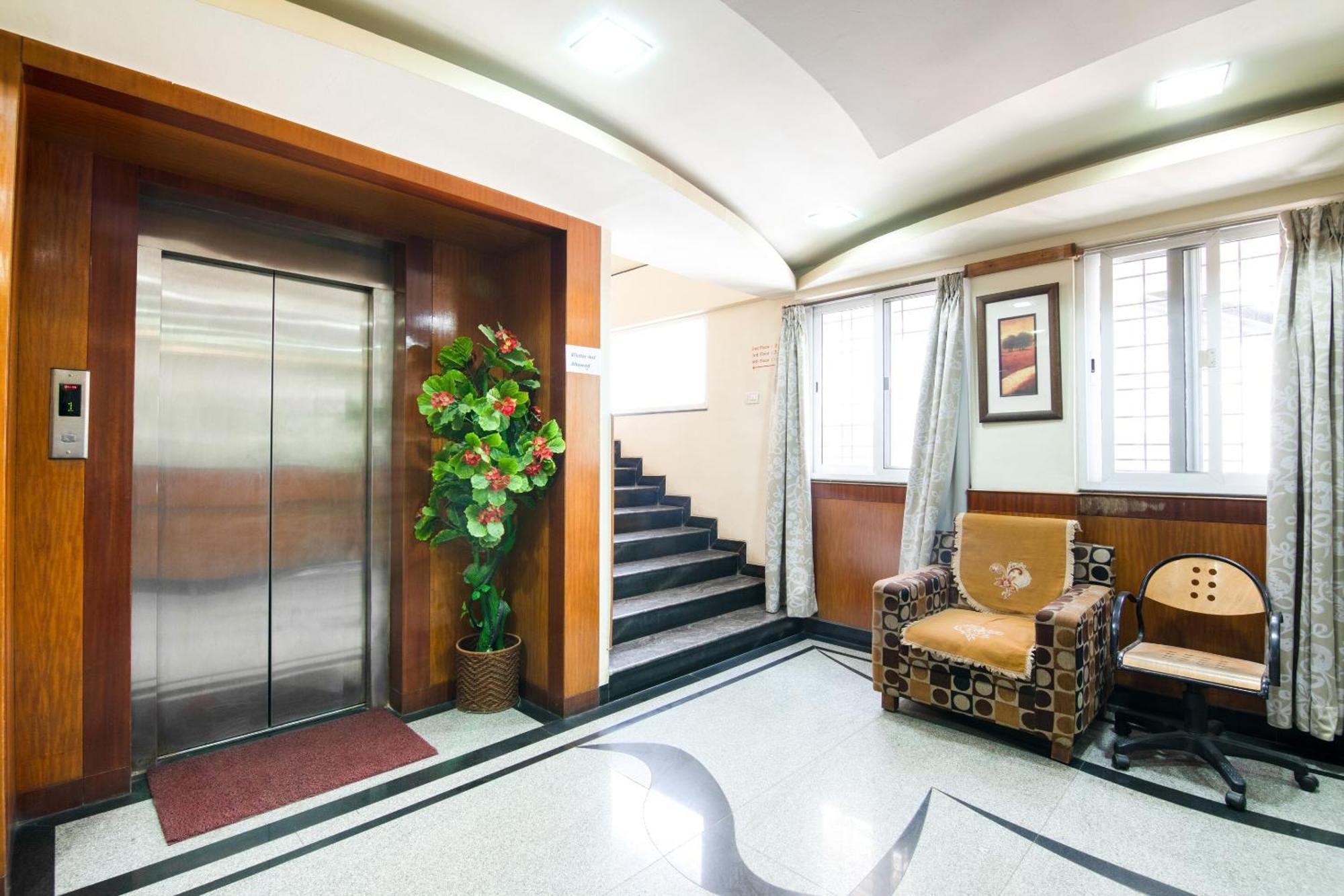 Flagship Aayush Corporate Stays Near Nexus Mall Koramangala Bangalore Bagian luar foto